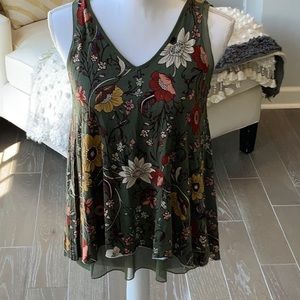 Grace & Lace Farrah top size small